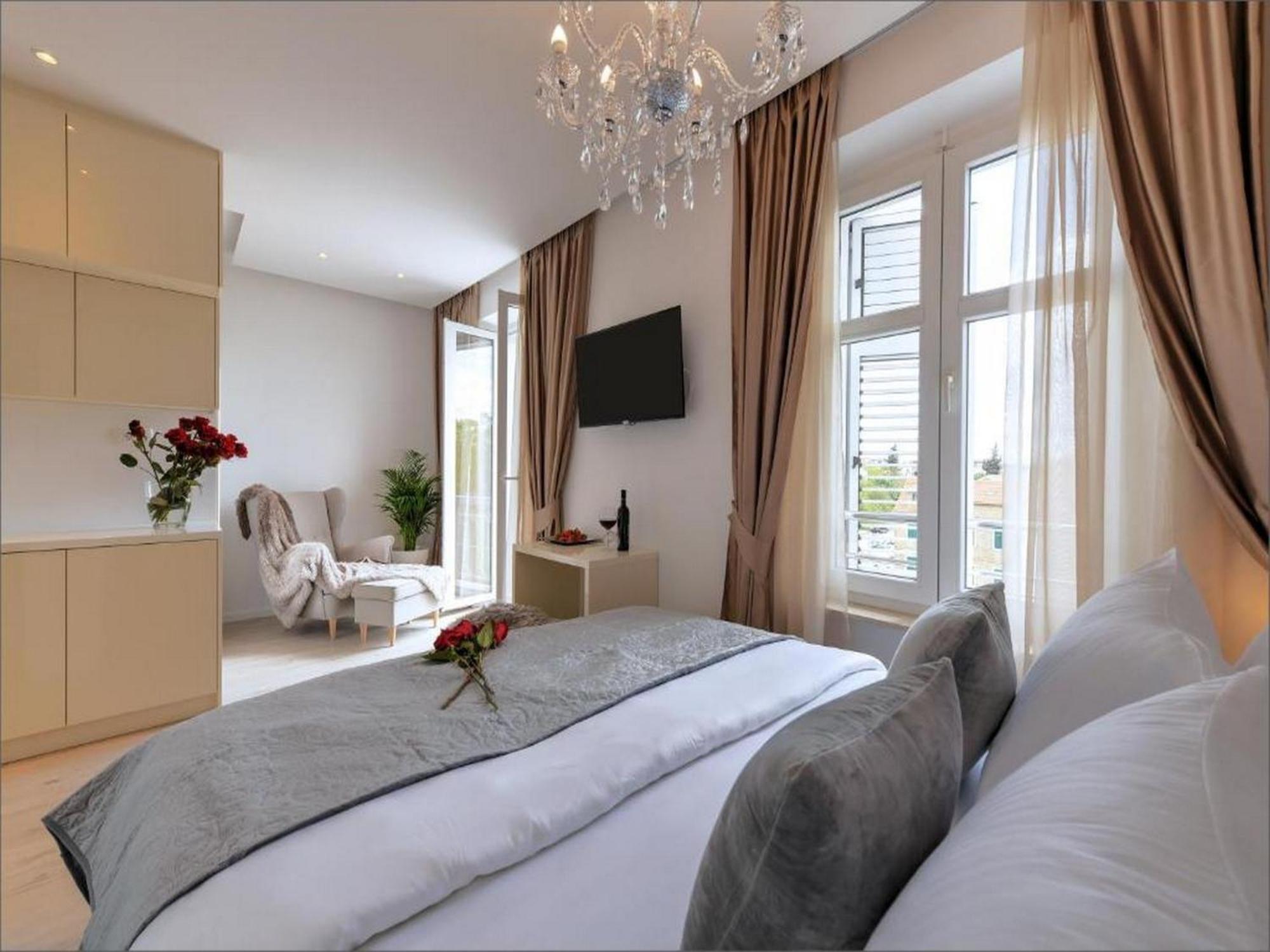 Via Porto Rooms Split Room photo