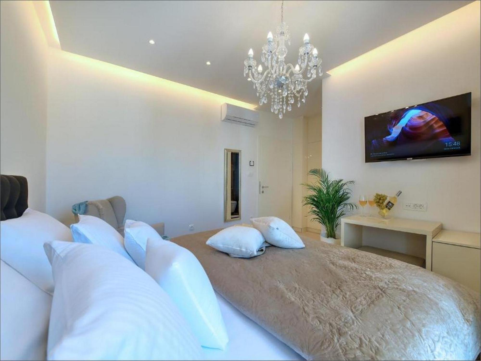 Via Porto Rooms Split Room photo