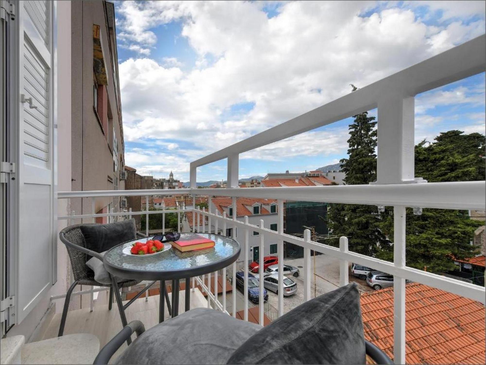 Via Porto Rooms Split Exterior photo
