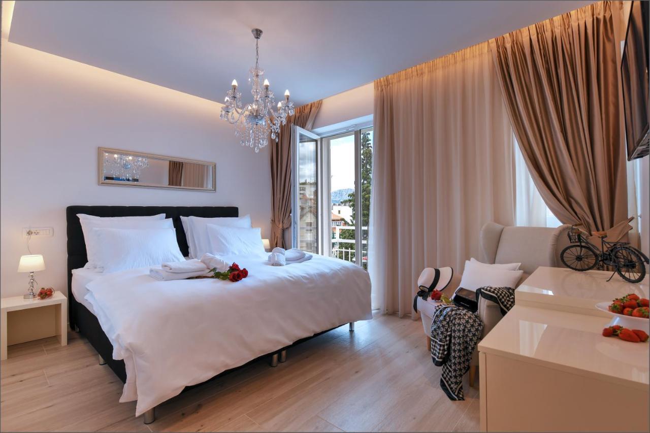 Via Porto Rooms Split Exterior photo